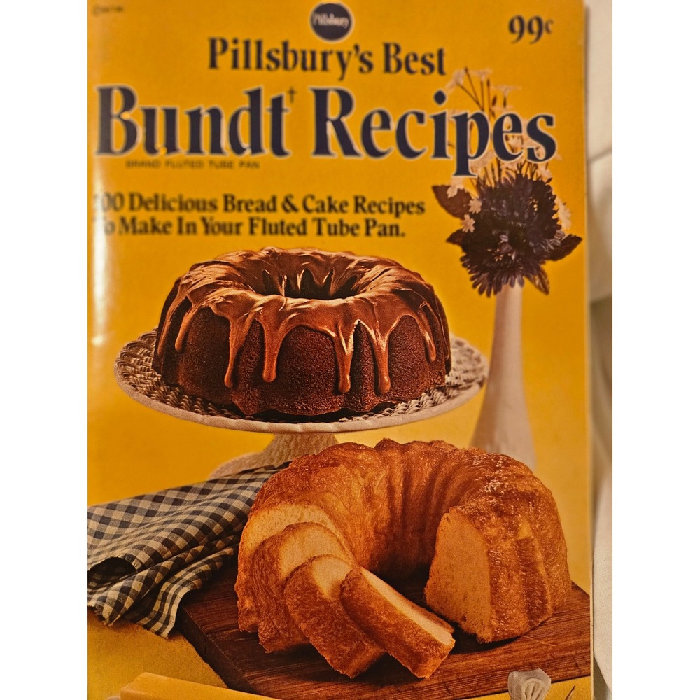 Vintage Pillsbury's Best Bundt Recipes Cookbook 100 Bread & Cake Recipes Booklet